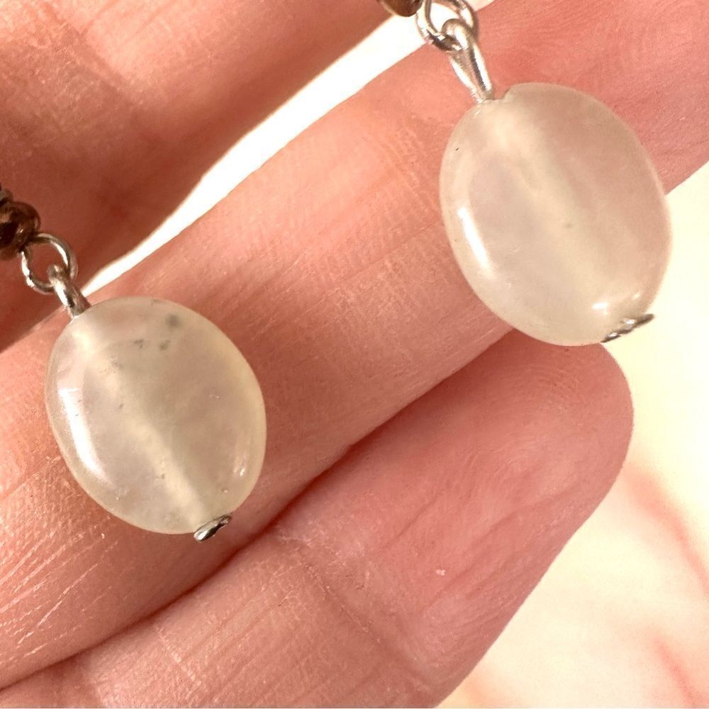 Green Quartz silver tone earrings - Picture 4 of 5